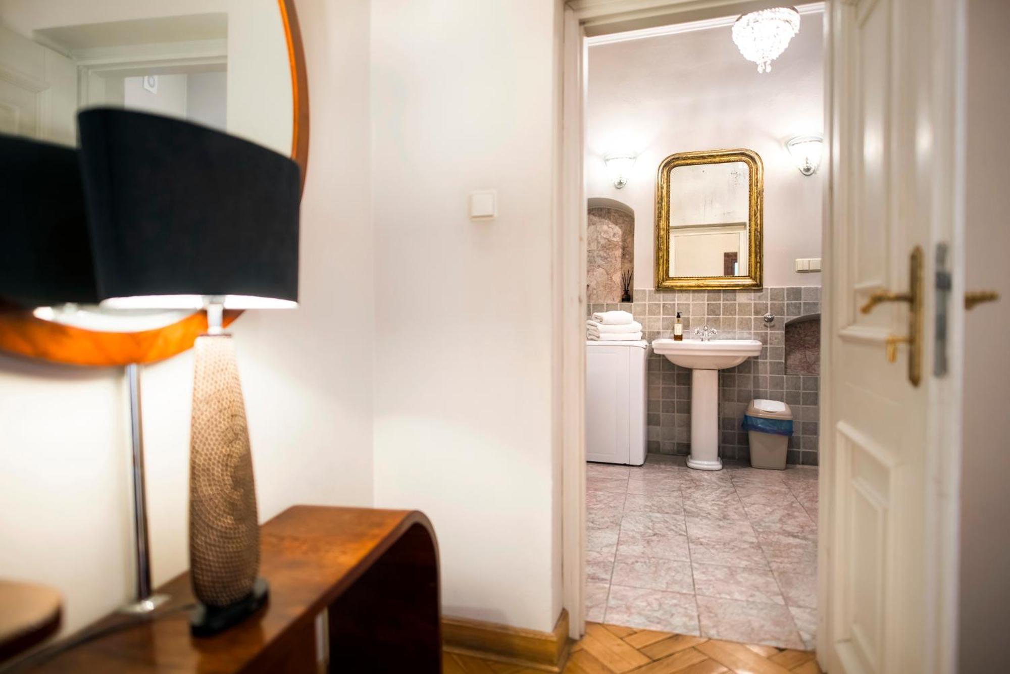 Apartamenty Kamienica Muzykow Old Town Люблін Екстер'єр фото